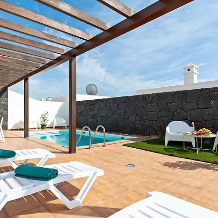 Strelitzia Private Pool By Pvl *