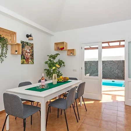 Villa Strelitzia Private Pool By Pvl